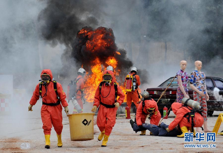 云南舉行大規模反恐演練 公安、武警、消防等力量參與