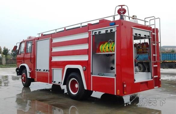 東風(fēng)消防車(chē) 泡沫消防車(chē)