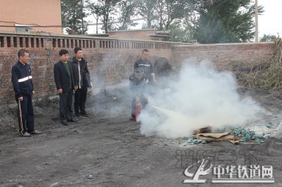 錫林鐵警深入開展“兩會(huì)”消防安全檢查